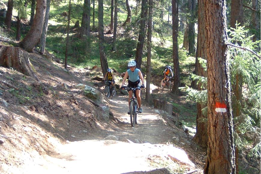 Settimana dei sentieri Ötzi Bike con la e-mtb