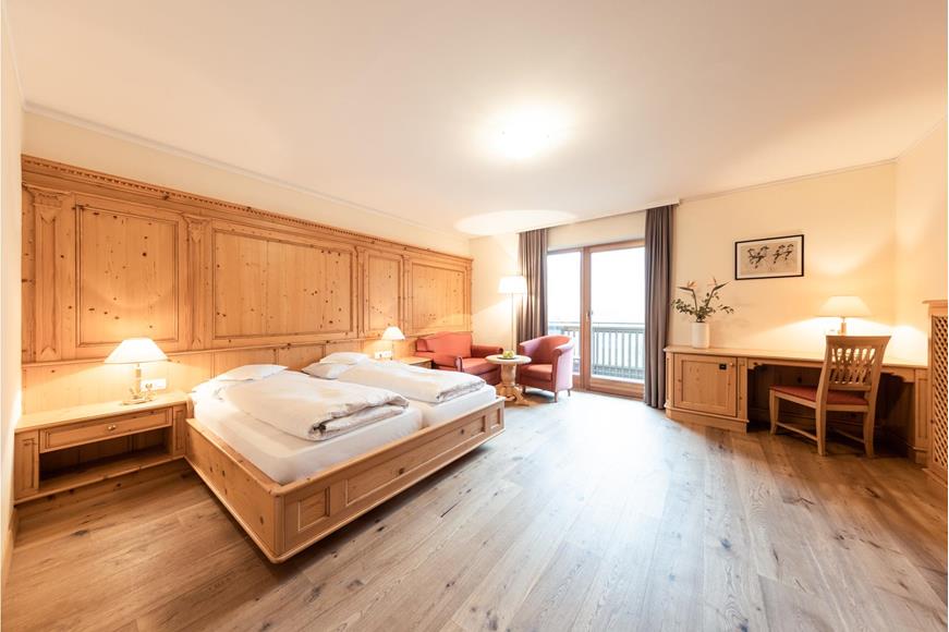 Doppelzimmer SÜD PLUS Tradition mit Balkon