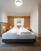 Bedroom with a double bed - Suite south